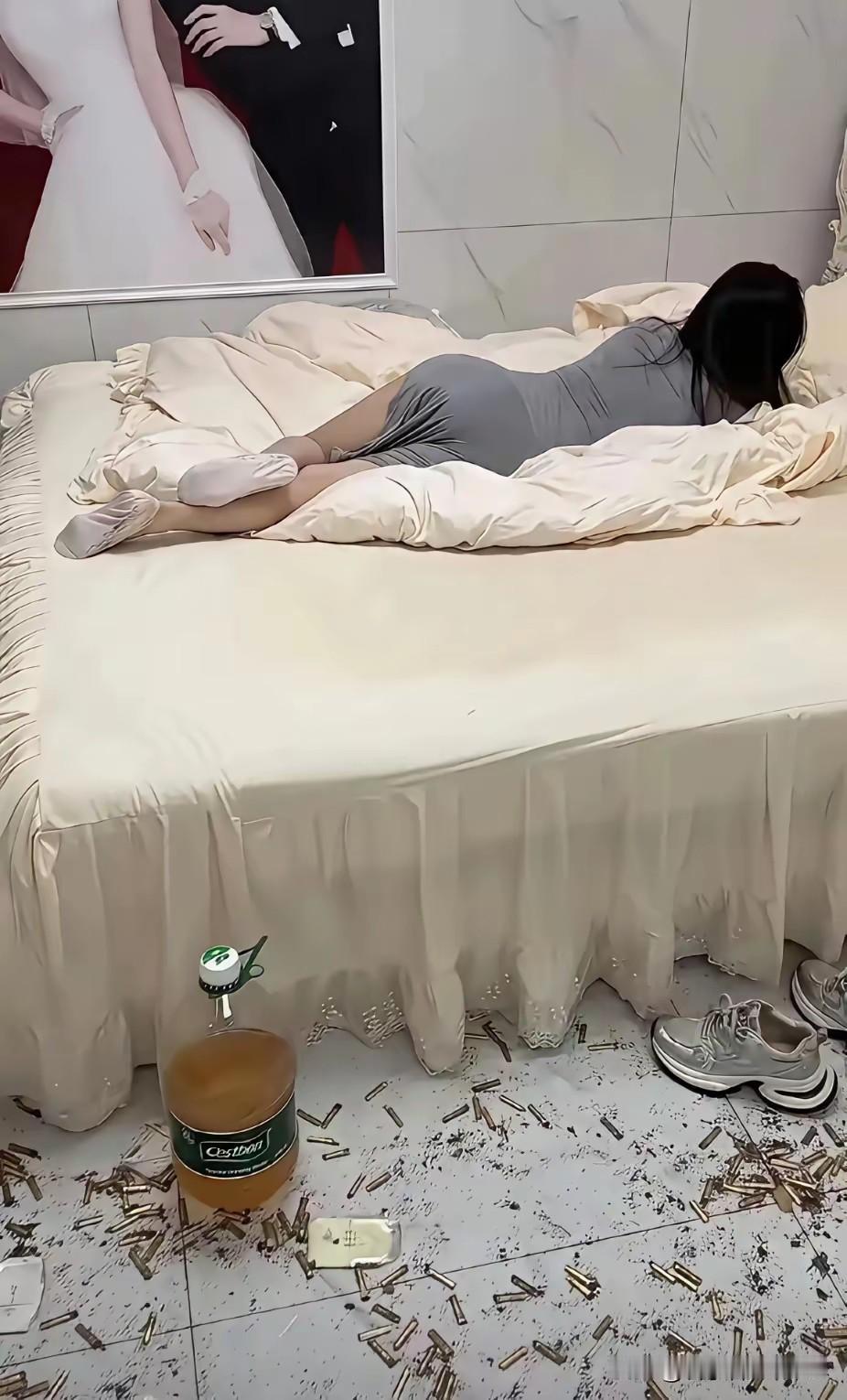 但凡遇到这种情况，不是应该先评论一下女主吗？怎么有很多人评论区里问女主是怎么样尿