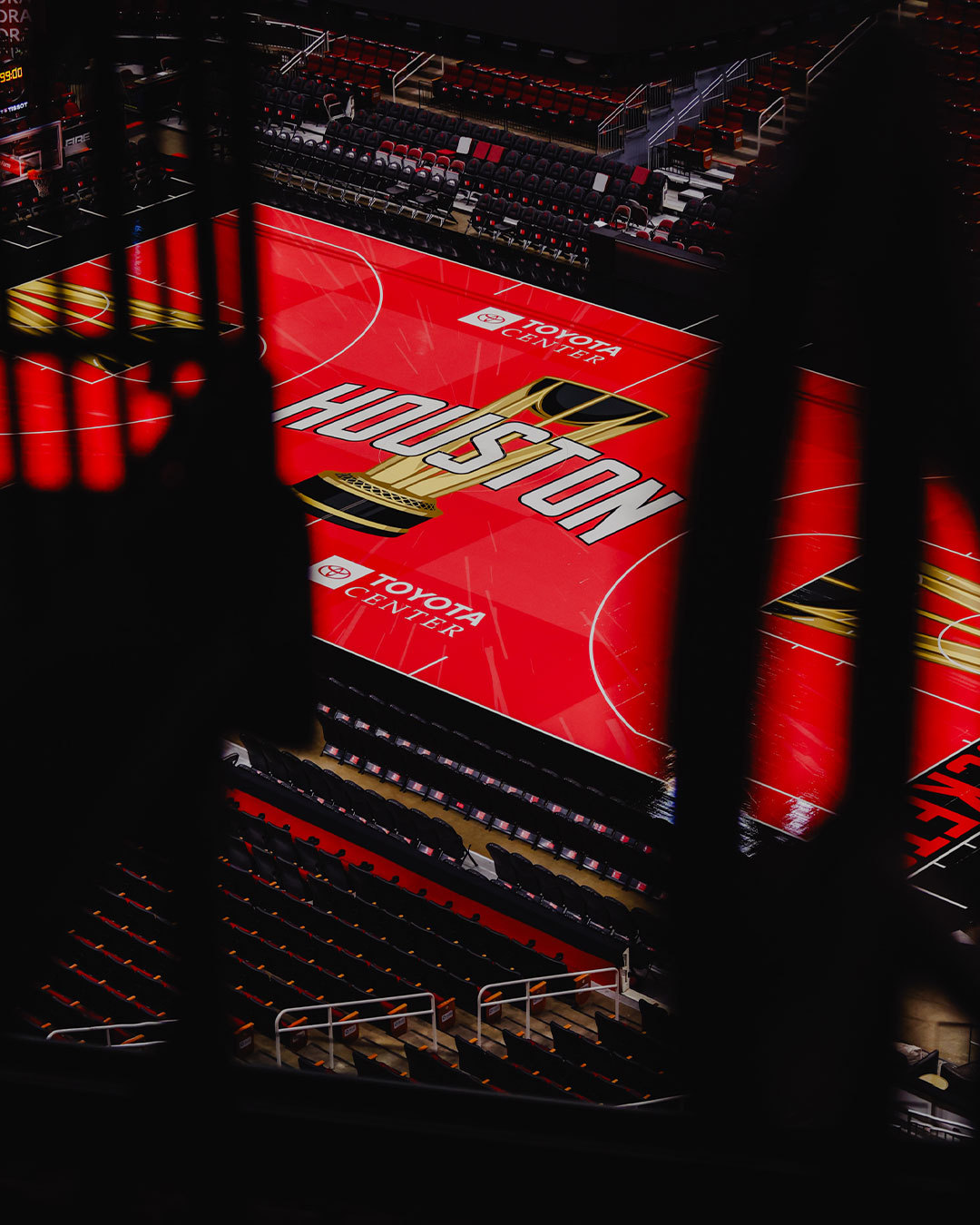 今日NBA杯比赛主场地板已就位9点 开拓者vs火箭