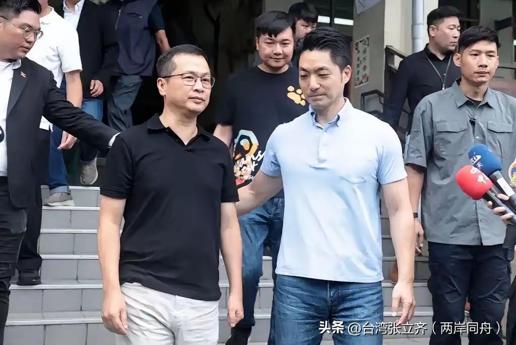 7月25日凯道反毒油抗议事件！
 
重磅消息！7月25日周六晚上6点，台北凯达格