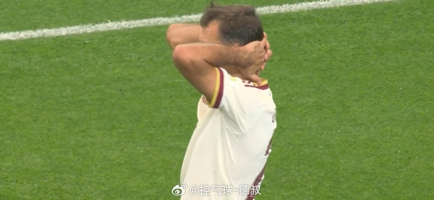 这个单刀都不进，心里负担这么大的吗？？葡萄牙VS西班牙