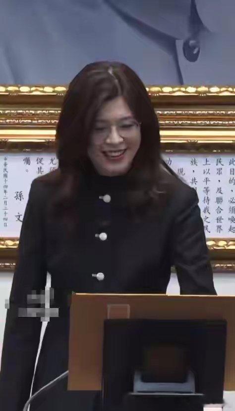 访陆结束后，警方出手，狠狠替郑丽文出了口恶气，结局大快人心什么？郑丽文访陆结束还