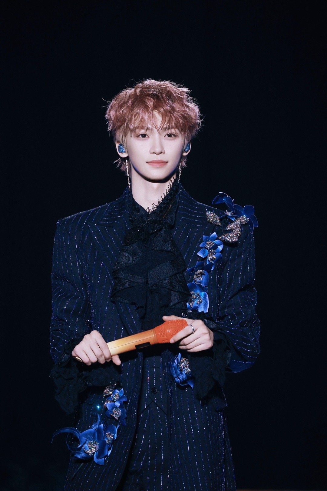 梓渝“游”点意思2026巡回演唱会•贵阳站舞台Look 🈶 Prada、Ral