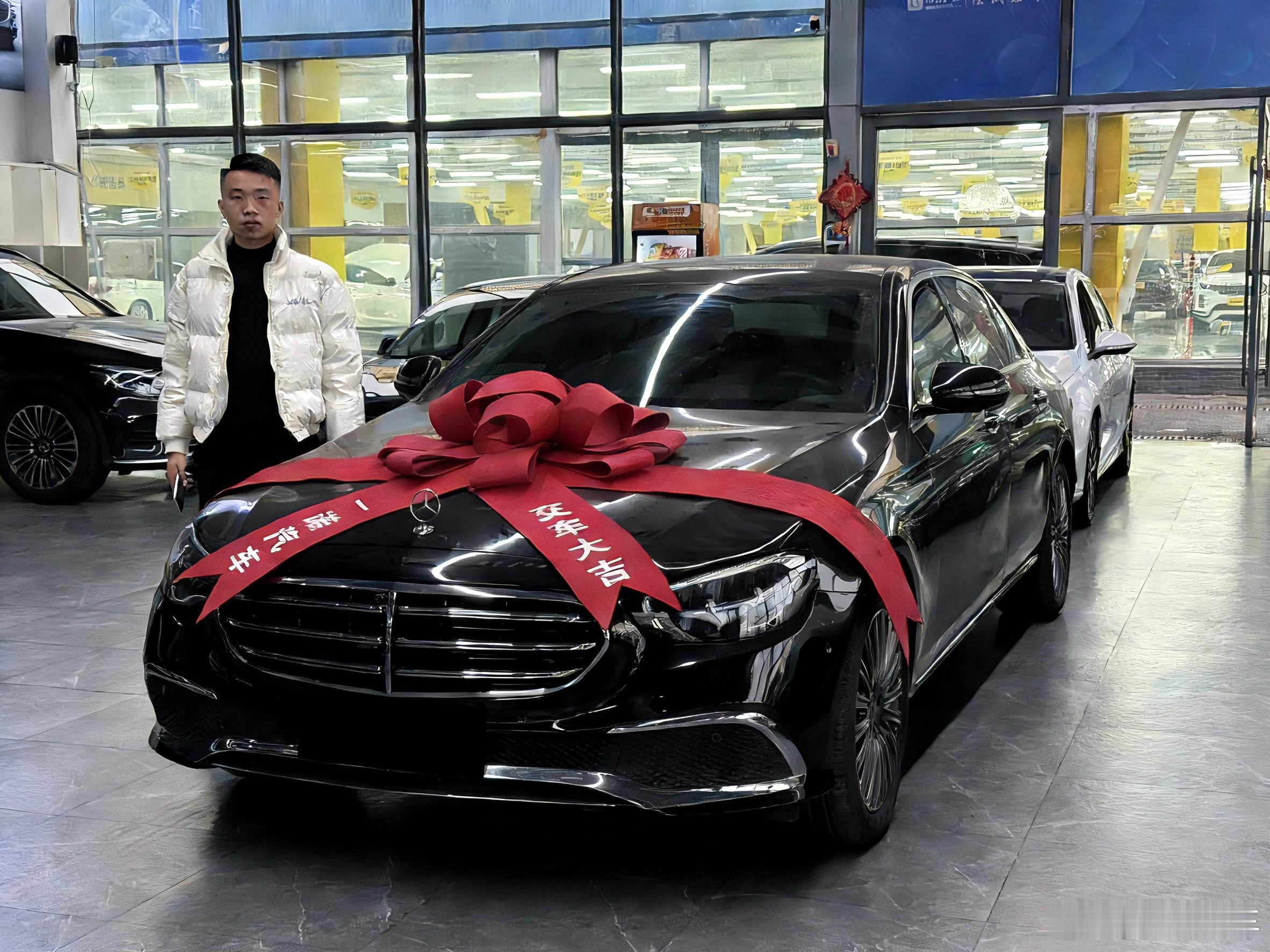 极品货就是卖的快 23年一万公里原漆E300L 豪华版已售 主要是各方面都很好 