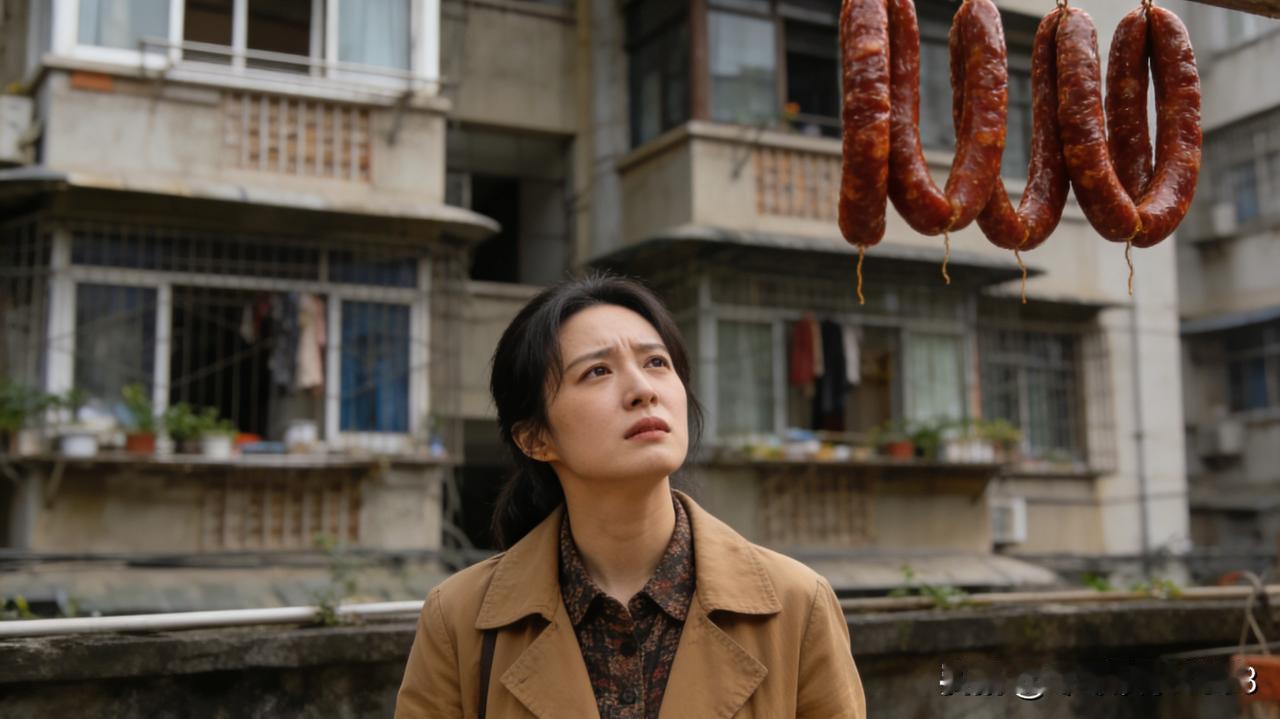 人品太重要了，成都一女子在门口晾晒刚灌好的香肠，本是为年货做准备，谁知 24 小