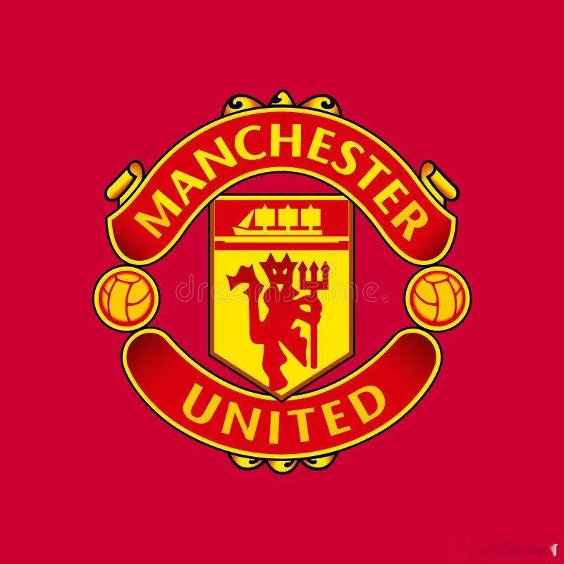 据英国记者广泛报道，英国首相斯塔默抵达北京时，随身携带了周日阿森纳对阵曼联的英超