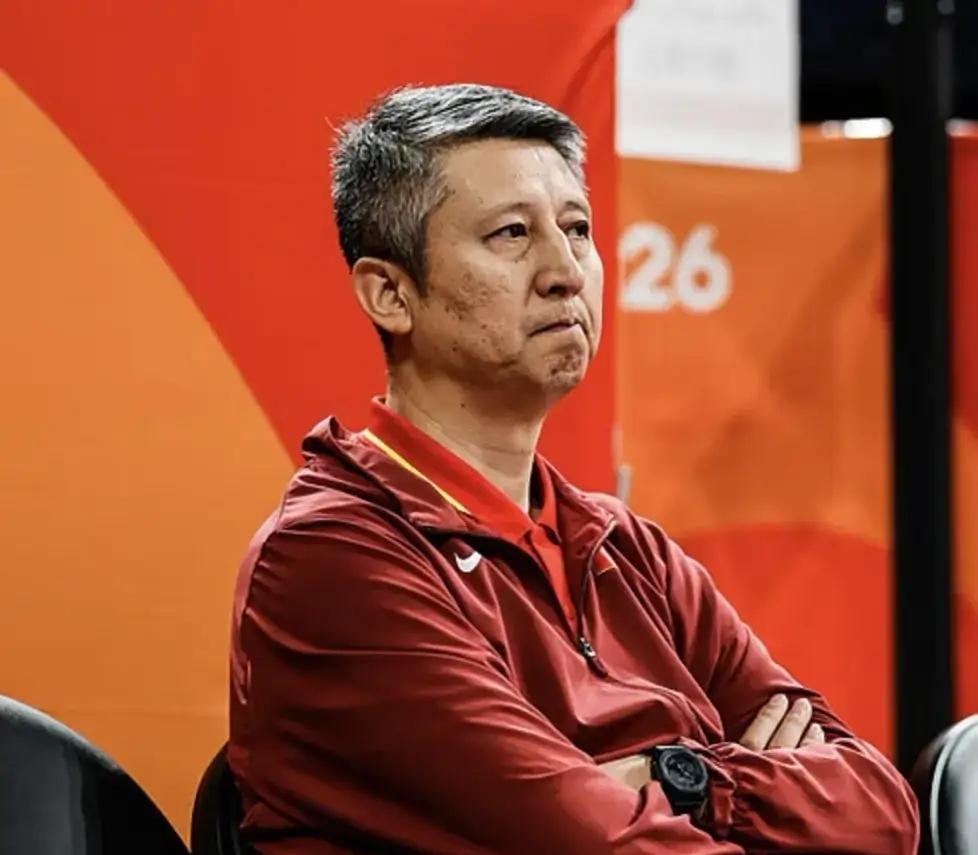 中国男篮被日本二队打崩了，但赛后郭士强一句话，比输球更让人睡不着。

日本队还不