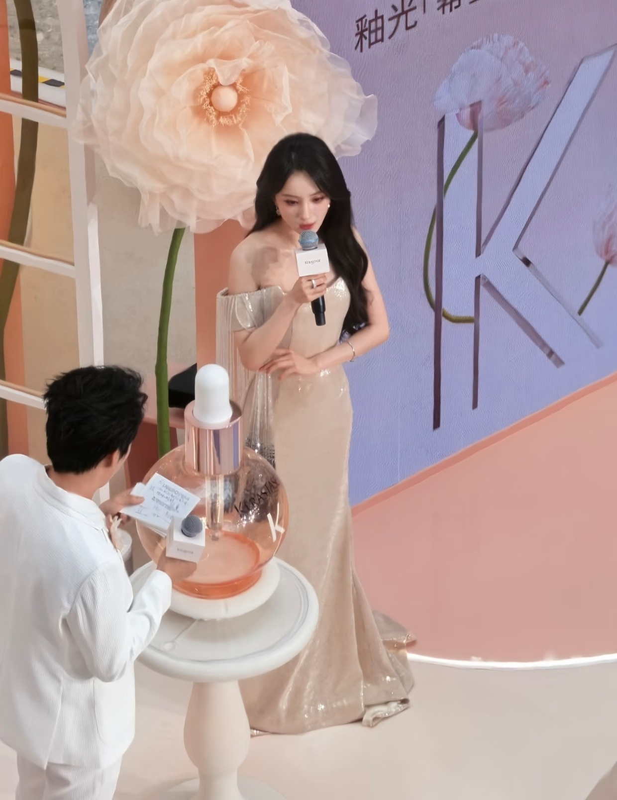 杨幂现场图美成啥了啊！ 