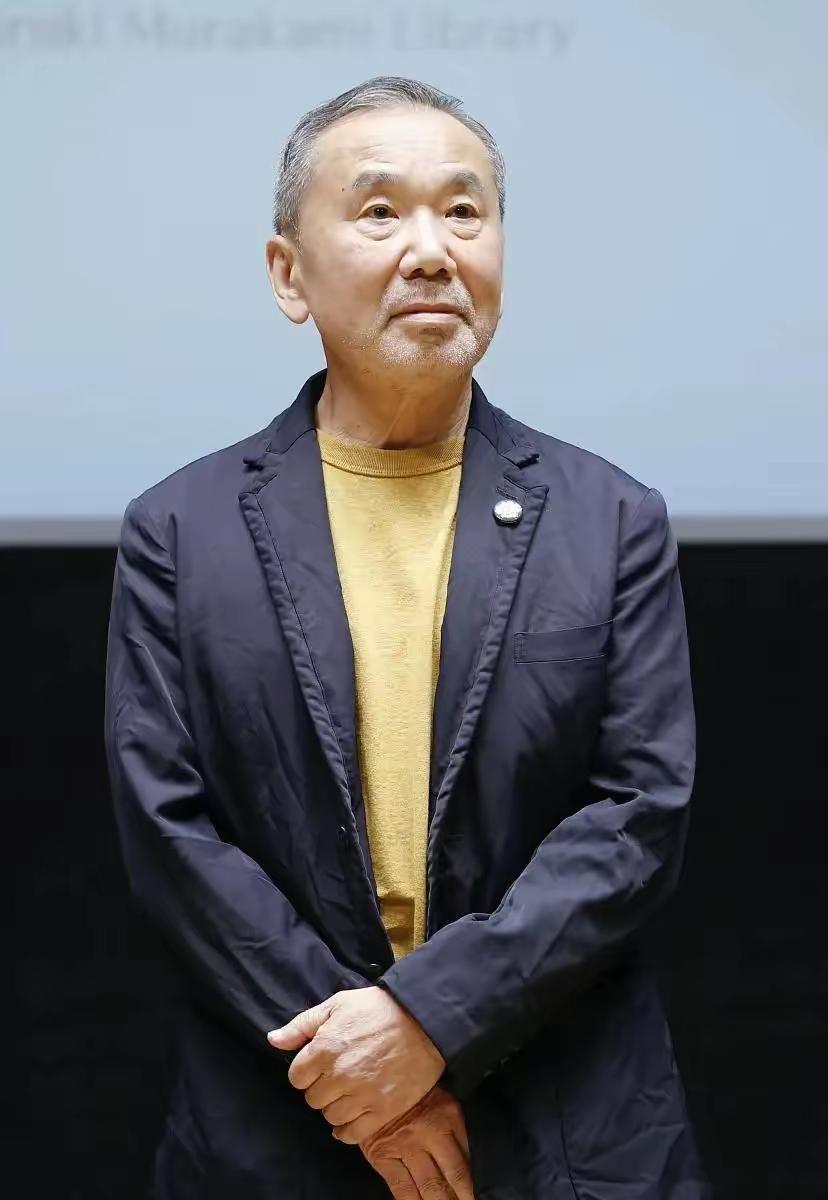 村上春树说：“如果有一天，让你心动的再也感动不了你，让你愤怒的再也激怒不了你，让