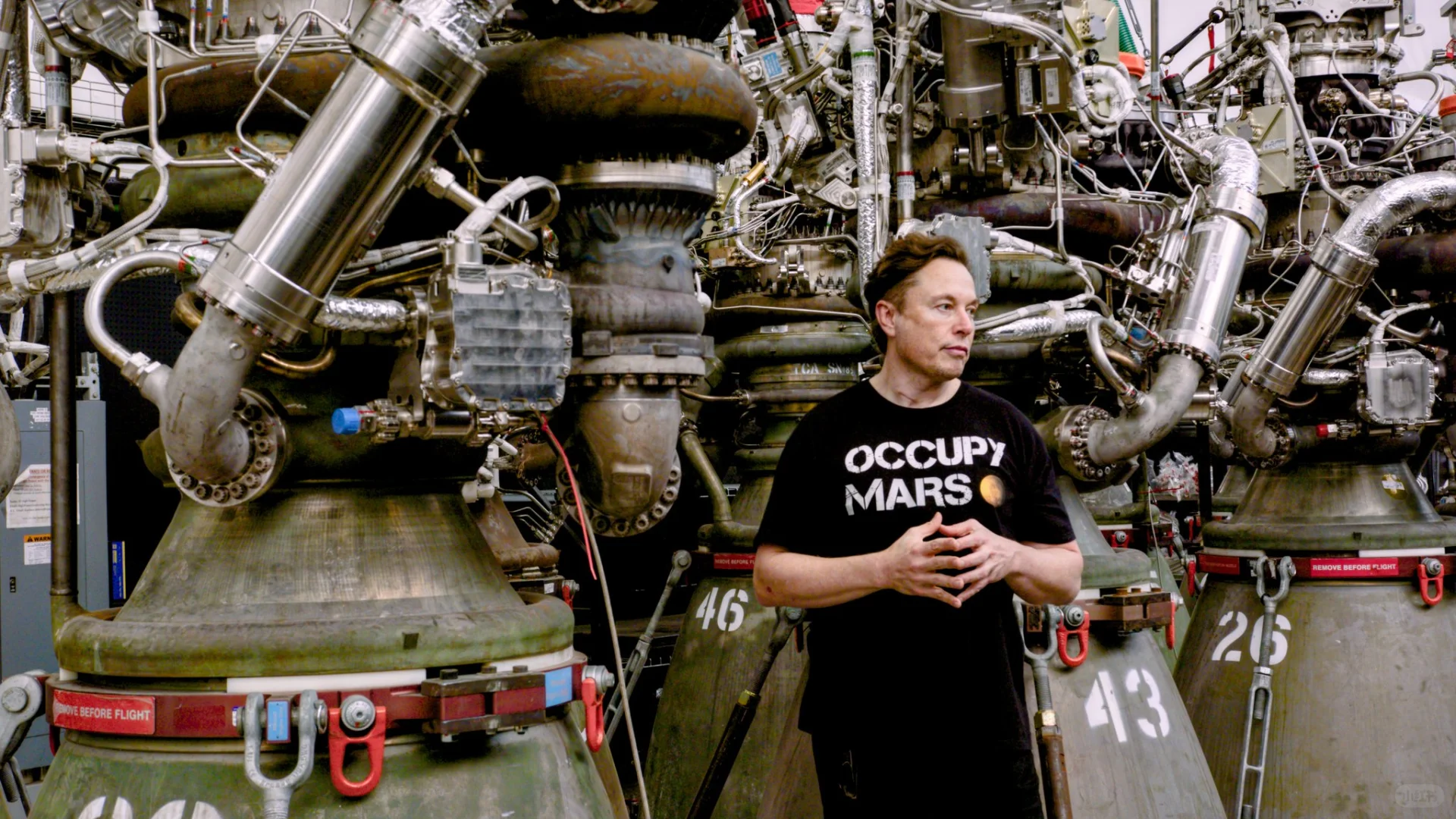 “人类的未来将分为两个方向：要么成为多星球居民，要么仍然局限于一个星球...