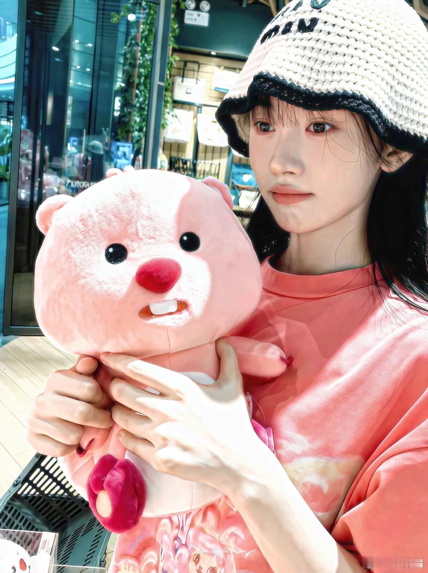 鞠婧祎[超话] jjy鞠婧祎阿黛jjy鞠婧祎来战扮演人类只是我在地球的兼职 𝙣
