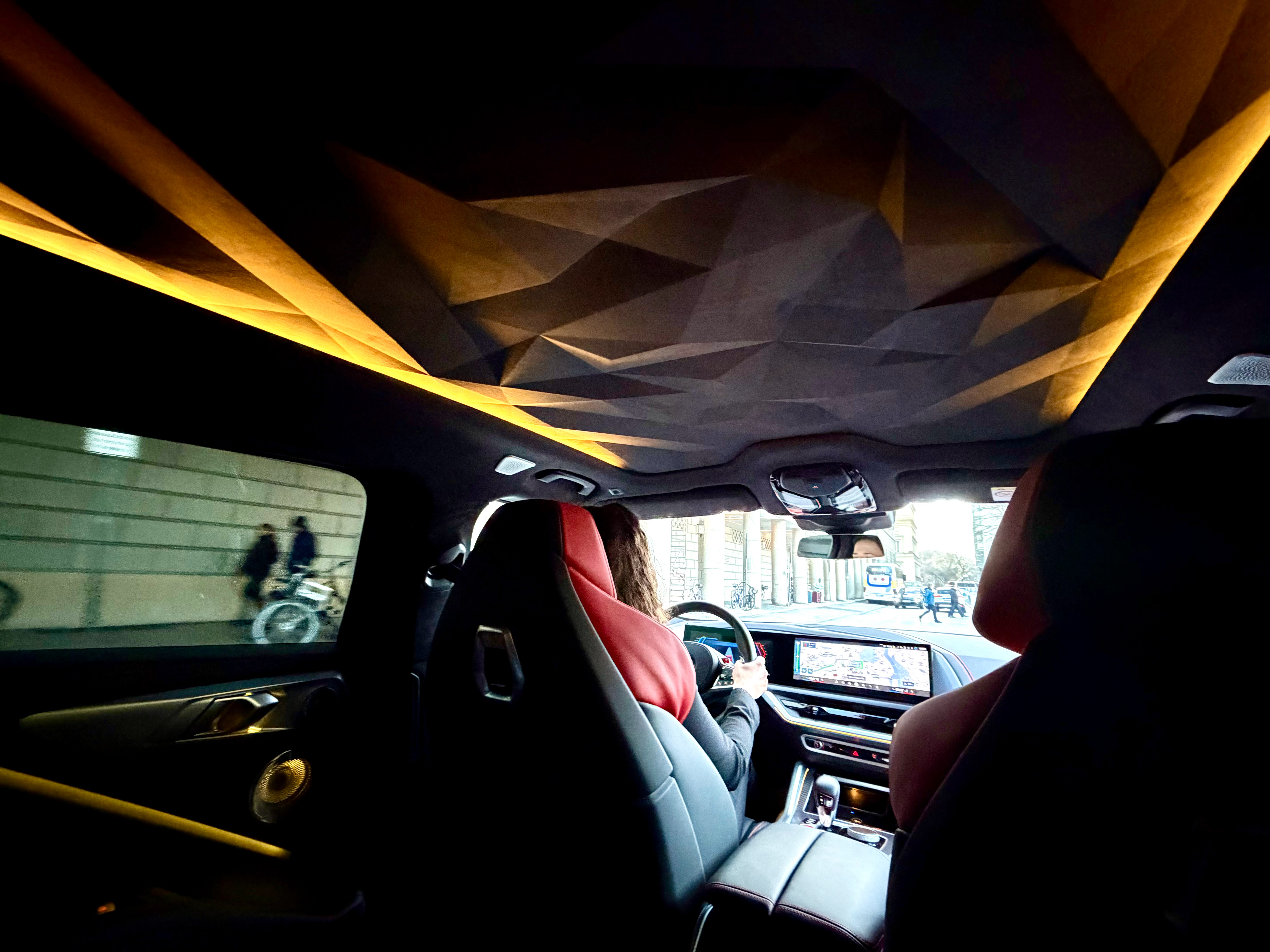 这几天在慕尼黑的出行车队，最弱的是4.4T 625马力，不是太环保，但是我喜欢 