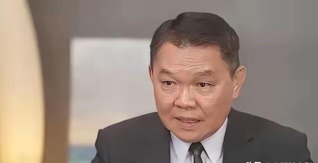 台湾地区名嘴黄征辉曾表示，只要大陆接受两个条件，就可以接受和平统一，他提出的两个