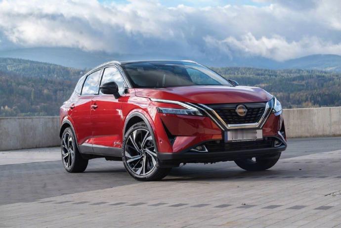 【日产汽车连续两年亏损，2025 财年净亏 5500 亿日元同比收窄】日产合并营