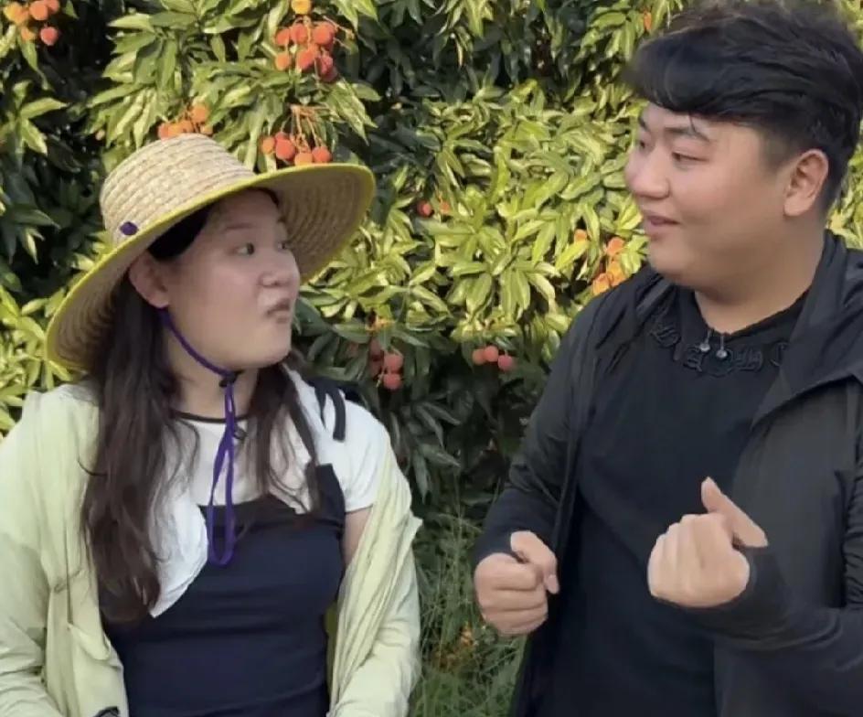退役后找回自信快乐，张家齐搭档全红婵哥哥直播粉丝终于松了口气
今天刷到张家齐和全
