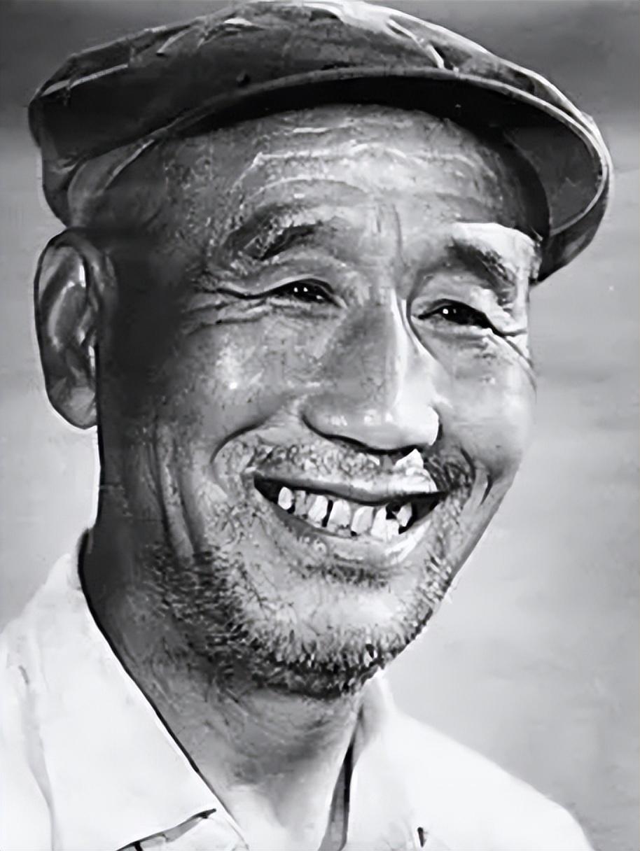 1898年，孟泰出生在一个贫苦农民家庭，他只念了一年多书，曾当过雇工、工人，后来