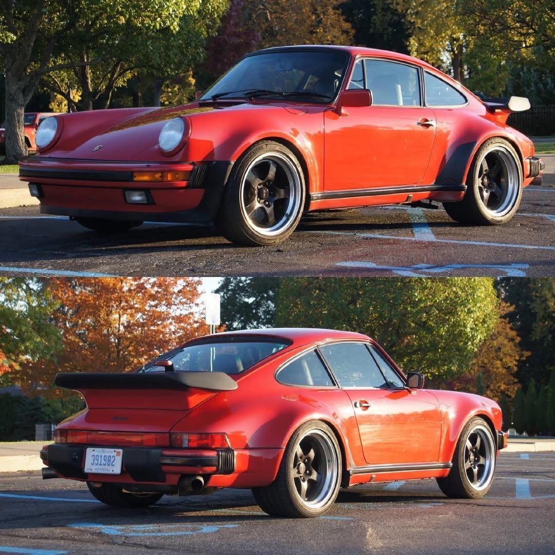 1987款Porsche 911 Turbo Coupe（俗称930）是保时捷经