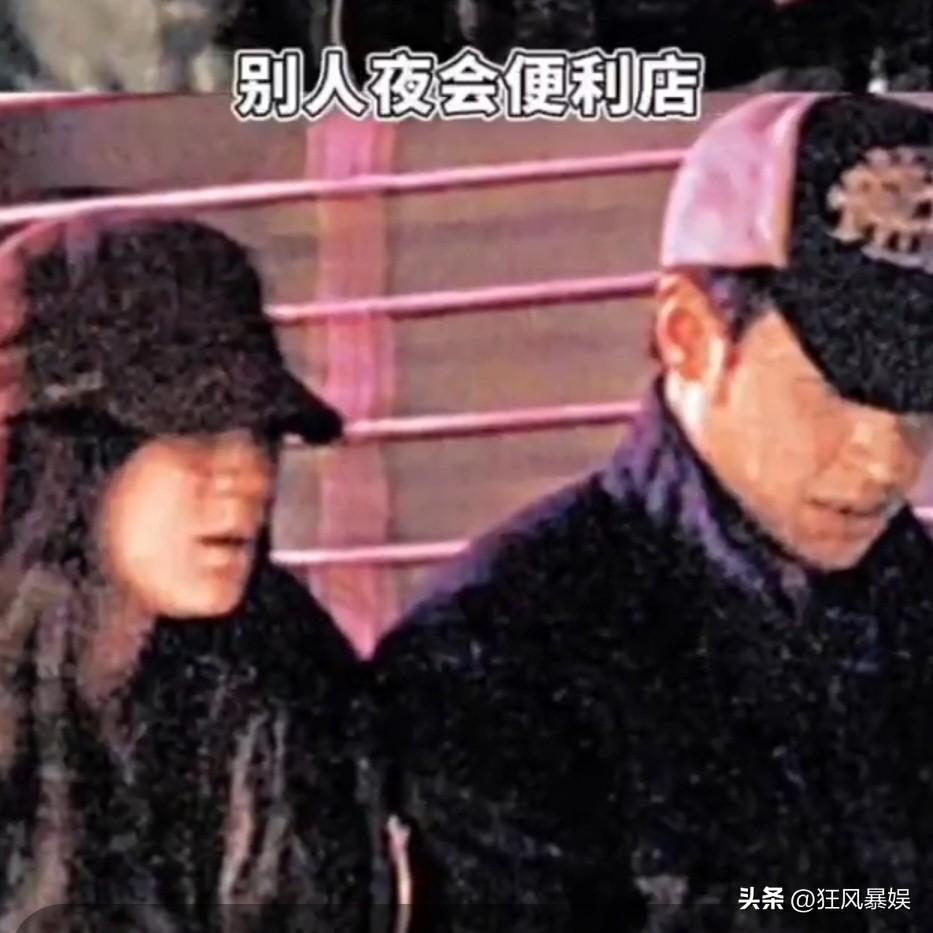 江语晨
回应和潘玮柏传绯闻：别整了，以后对自己差点，省得吃个夜宵又被拍！

6月