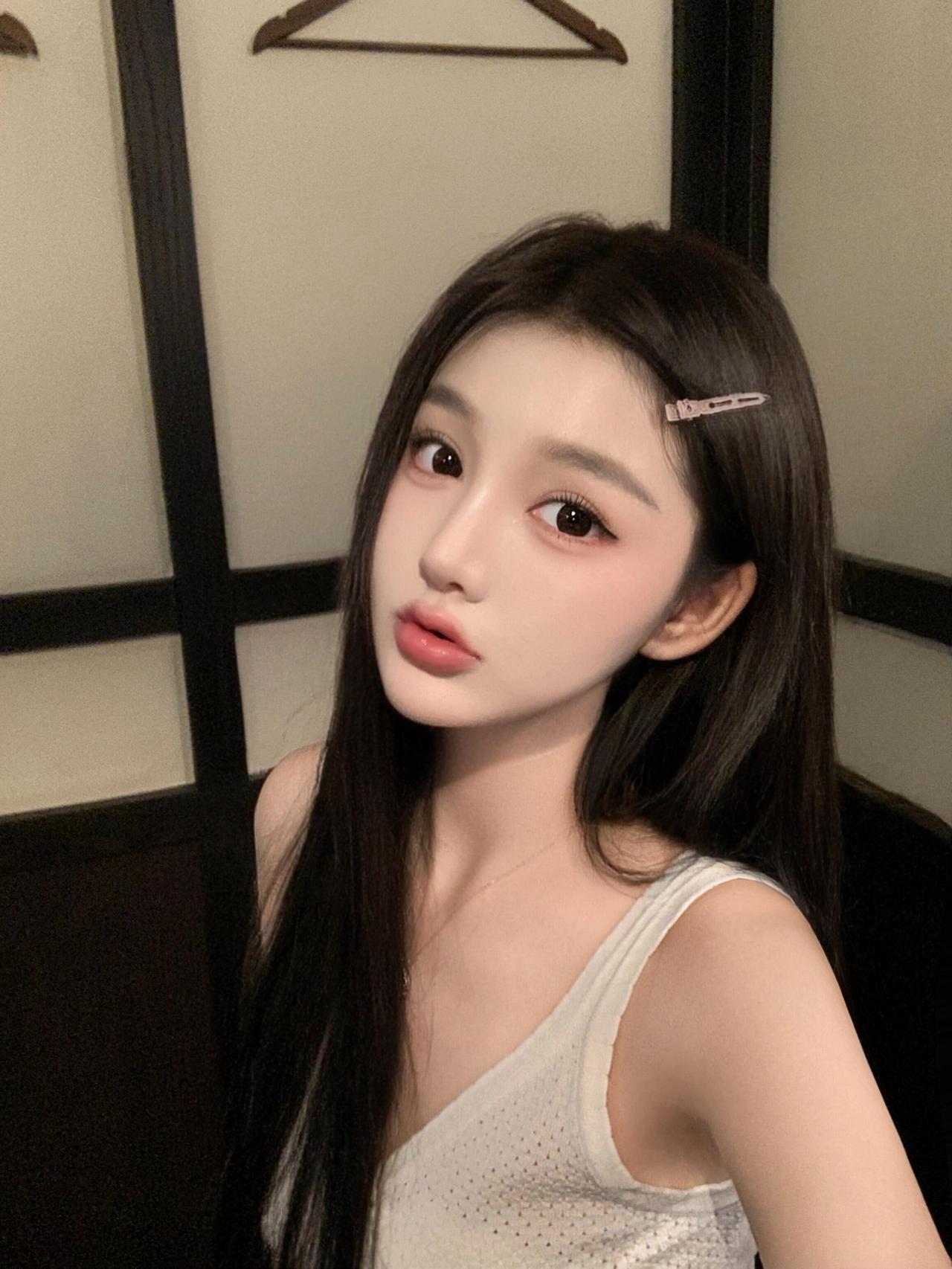 你觉得孩子有哪些爱好值得从小培养被她的眼睛给迷住了～～～