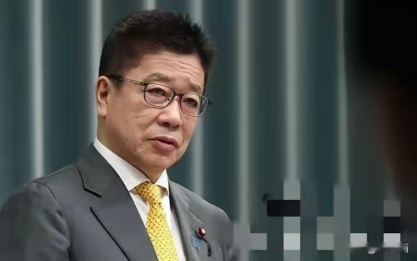 日本右翼政客频频窜台挑衅，反制必须重拳出击！
 
2026年1月16日，日本前官