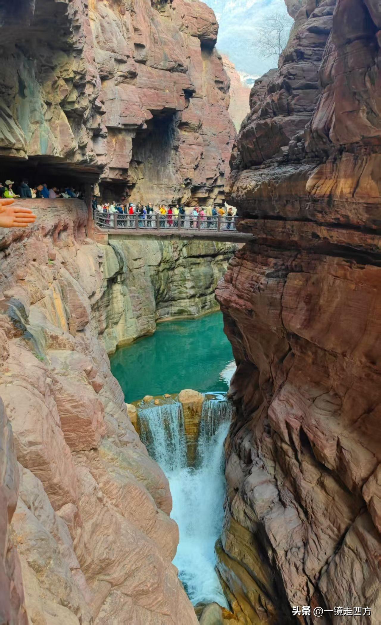 云台山人流如织