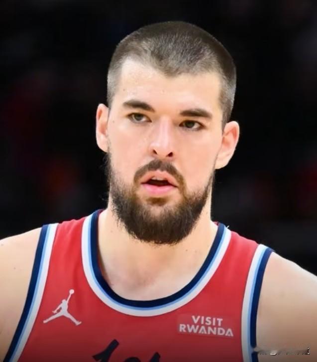 祖巴茨确定左脚踝二级扭伤！将缺阵数周，这将加快快船队重建的步伐！
根据名记Sha