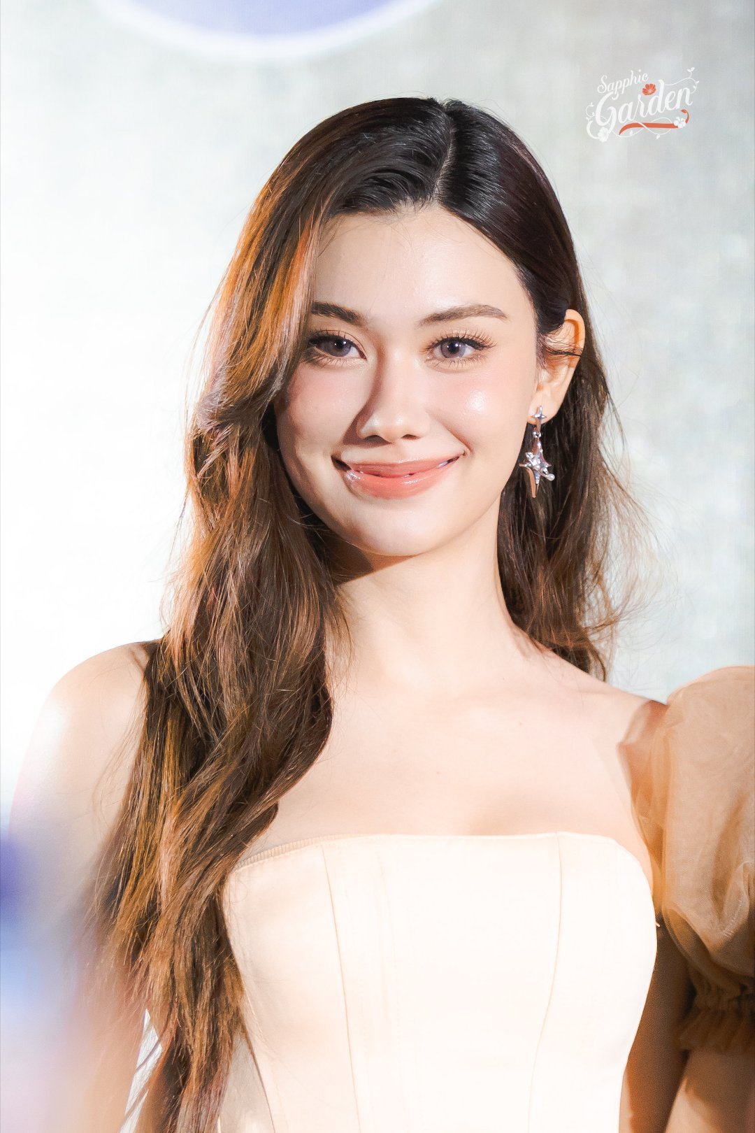 LenaLalina[超话] Lena Lalina｜IG动态✨首映会LenaL
