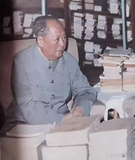 老人家曾经这样说：“我走以后要靠你们，不要指望我能回来，我是不会回来的。你们要团