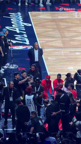 不能再叫王鹤棣王18了 从王18到狂砍28分，王鹤棣用球场表现证明自己，真的越打