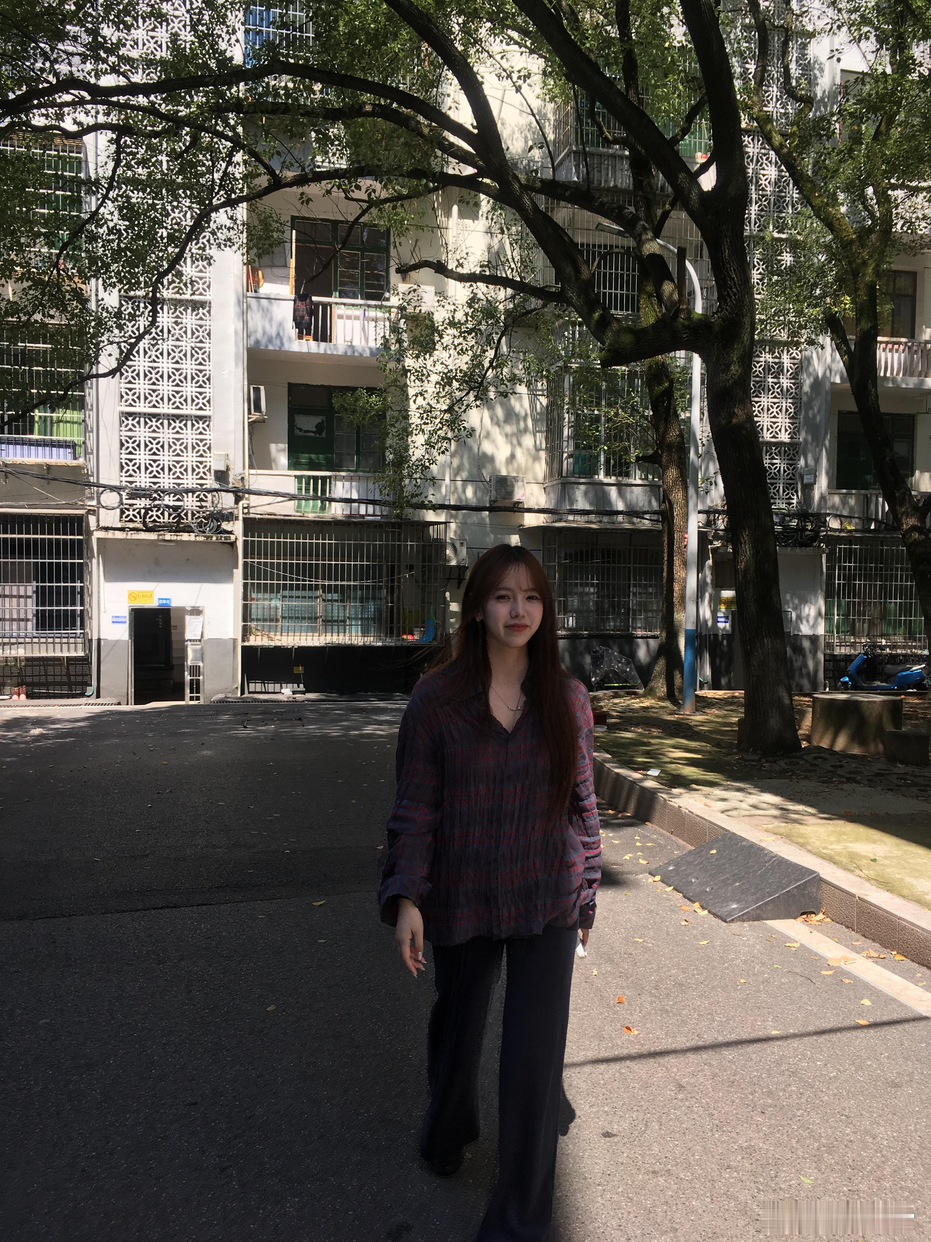 我们也曾平静地感受生命流动过。 ​​​