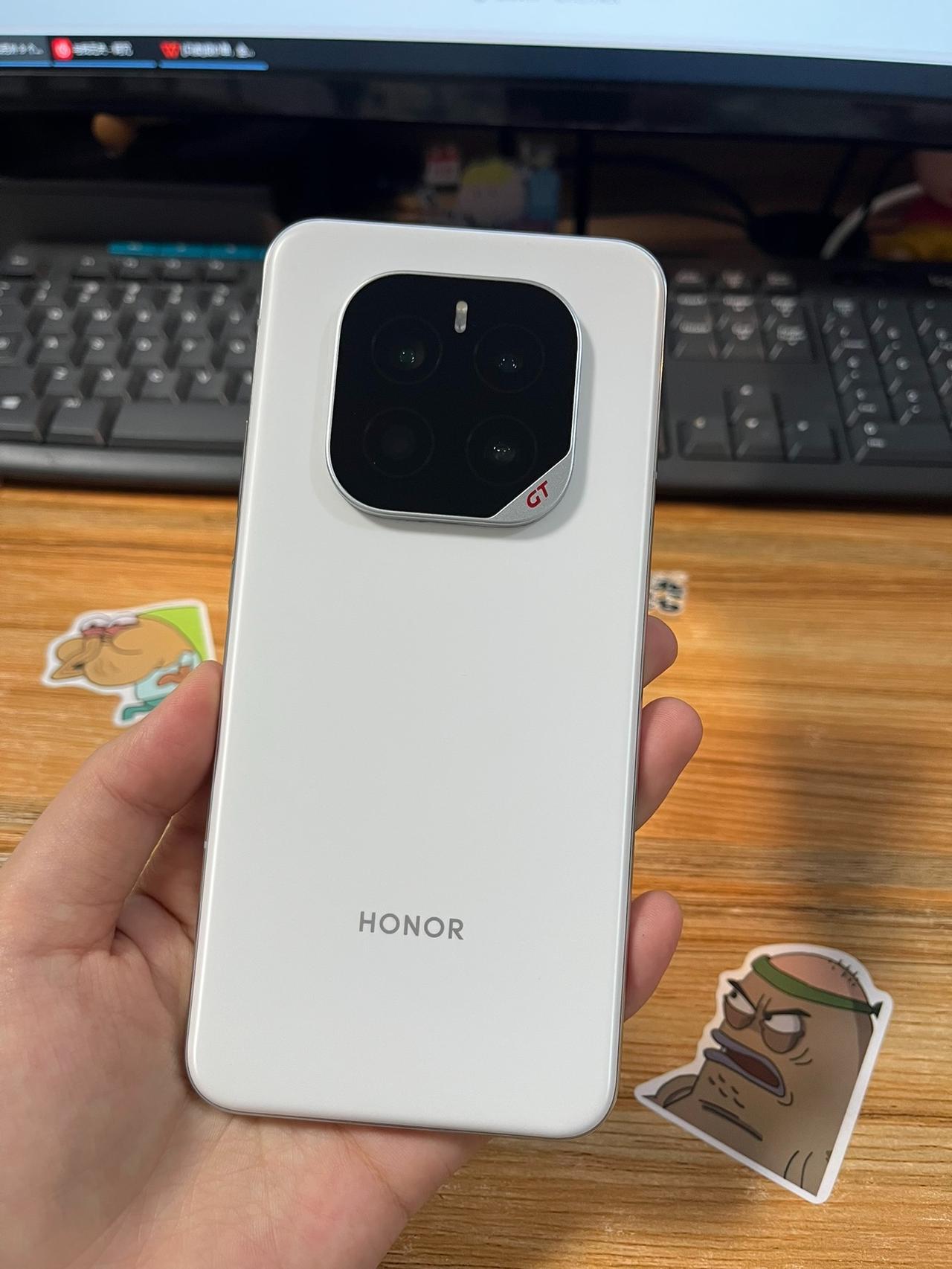 今天和网友聊他的荣耀GT Pro，看完直接被惊到！

自从升级了MagicOS 