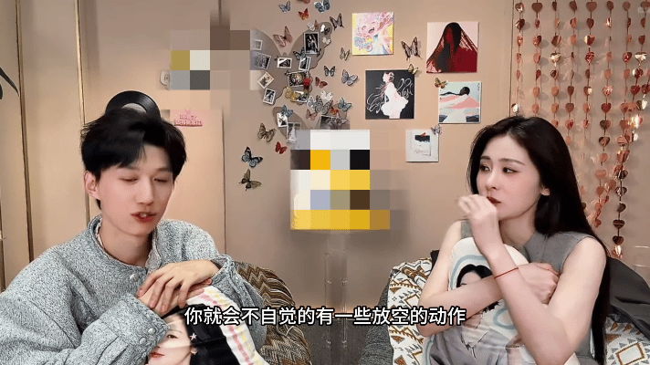 张碧晨回应歌手演小品 她解释完了之后，应该也没想到会因为这个上热搜。记性不好不是