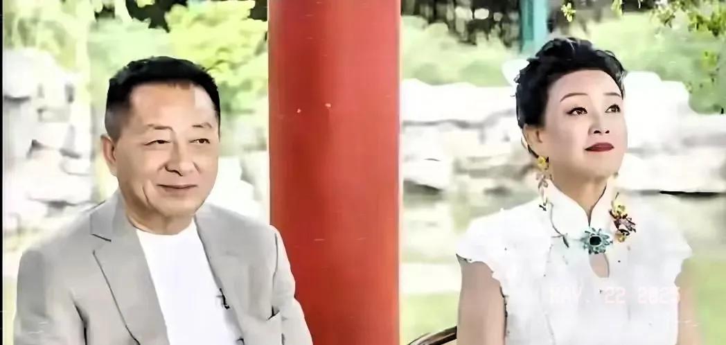汪家四十年纠葛，70岁老人成焦点，子女教育背后真相引争议
张兰最近在社交媒体发声