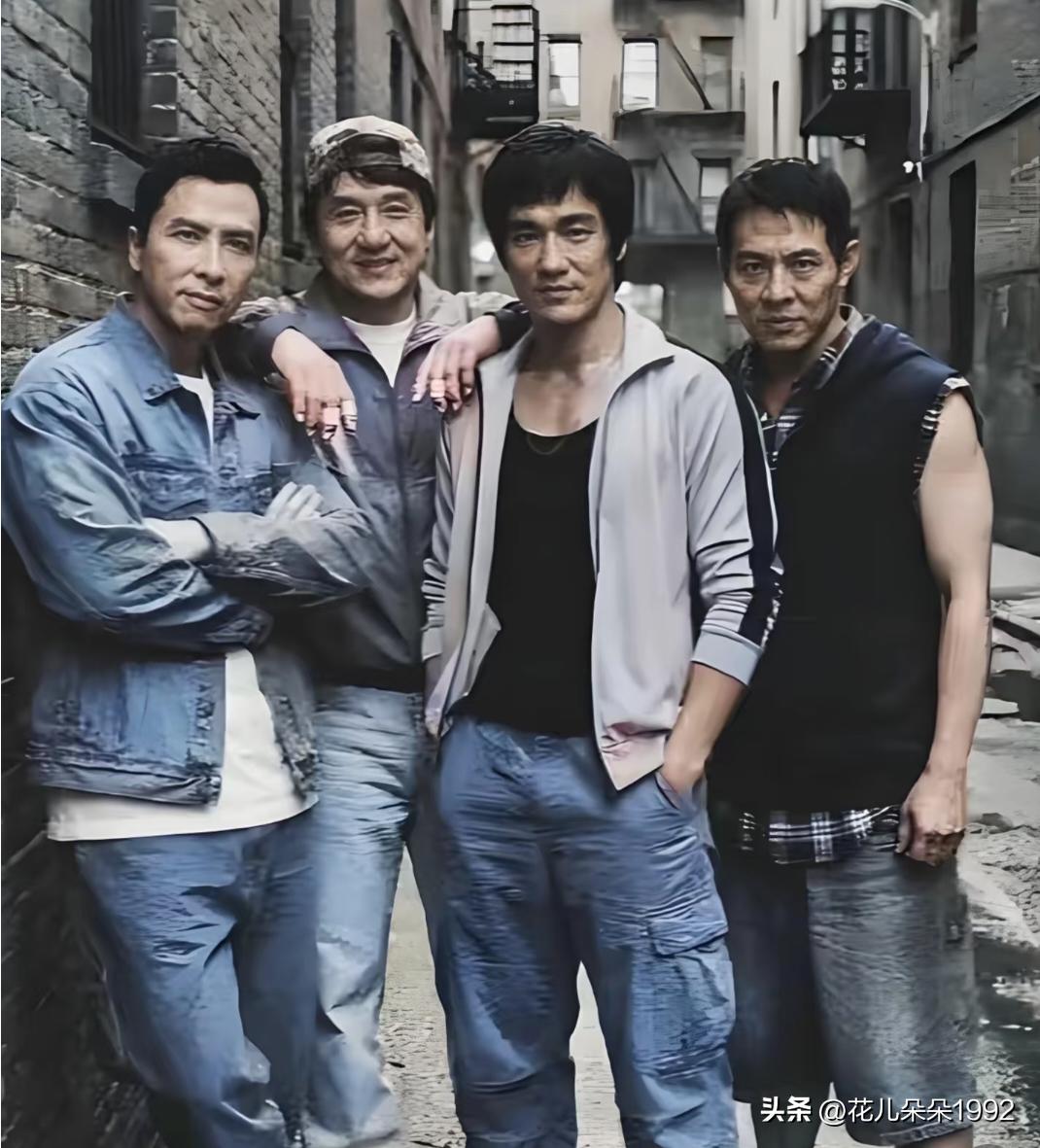 李小龙＞李连杰＞成龙＞甄子丹，李小龙能摁着另外三个打吧，李小龙先是武术家然后是哲