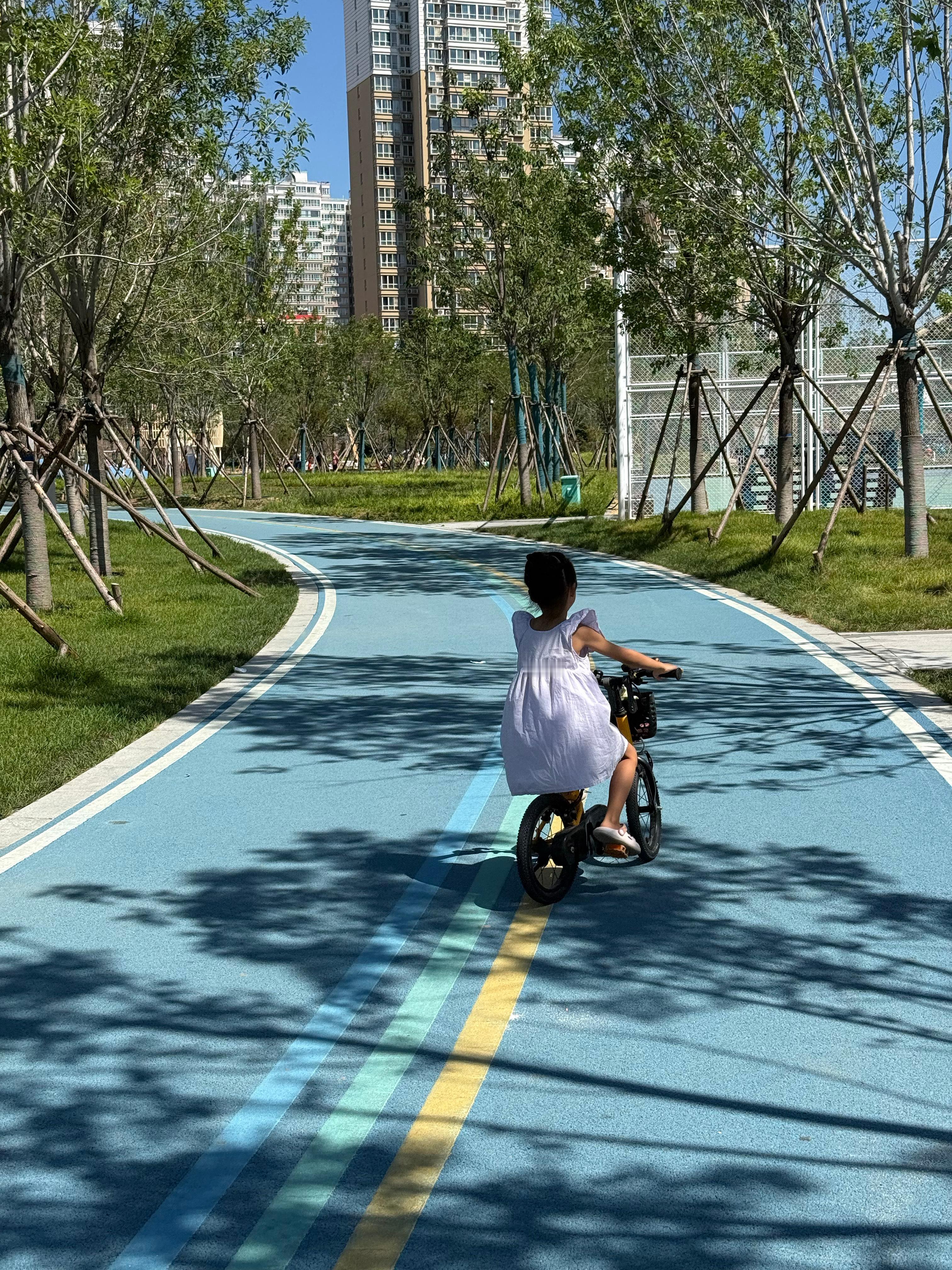 太热了🥵短暂的玩了一个小时就回家了秋天可快来吧 ​​​