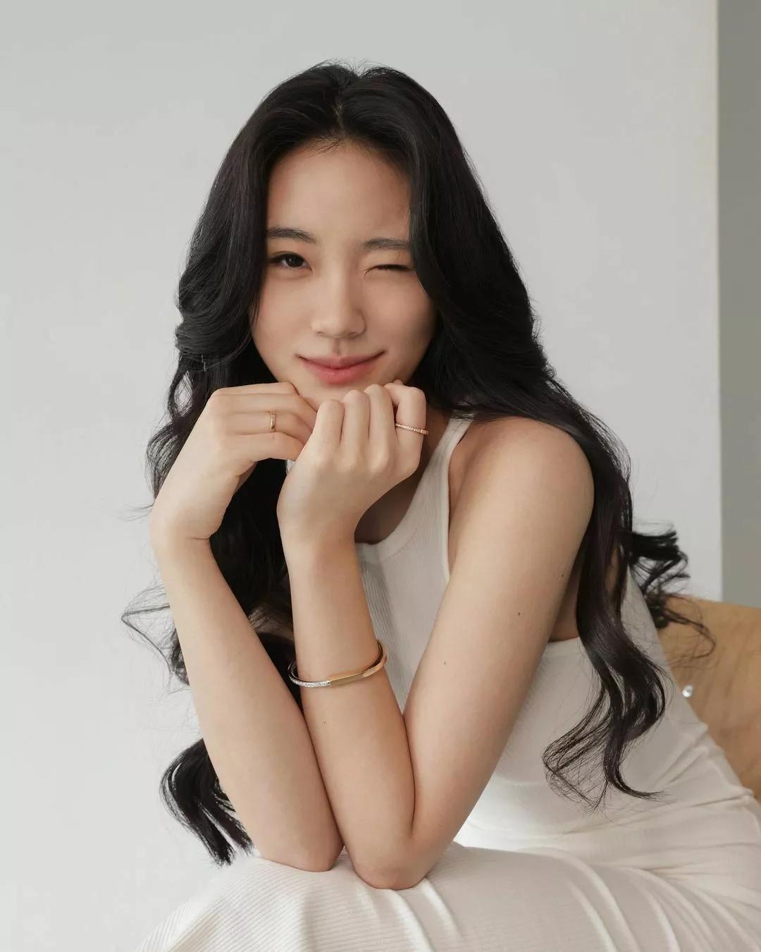 8月29日，小S二女儿lily高调登上热搜被吐槽惨了，这次登热搜还是因为拍广告的