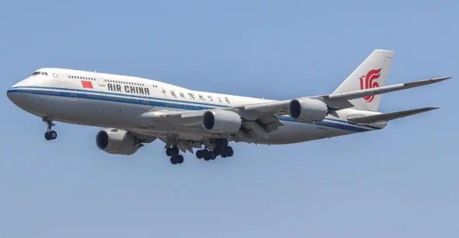 就在刚刚，
 
中国国际航空正式宣布，
 
3月5日，中国国际航空正式宣布：重启