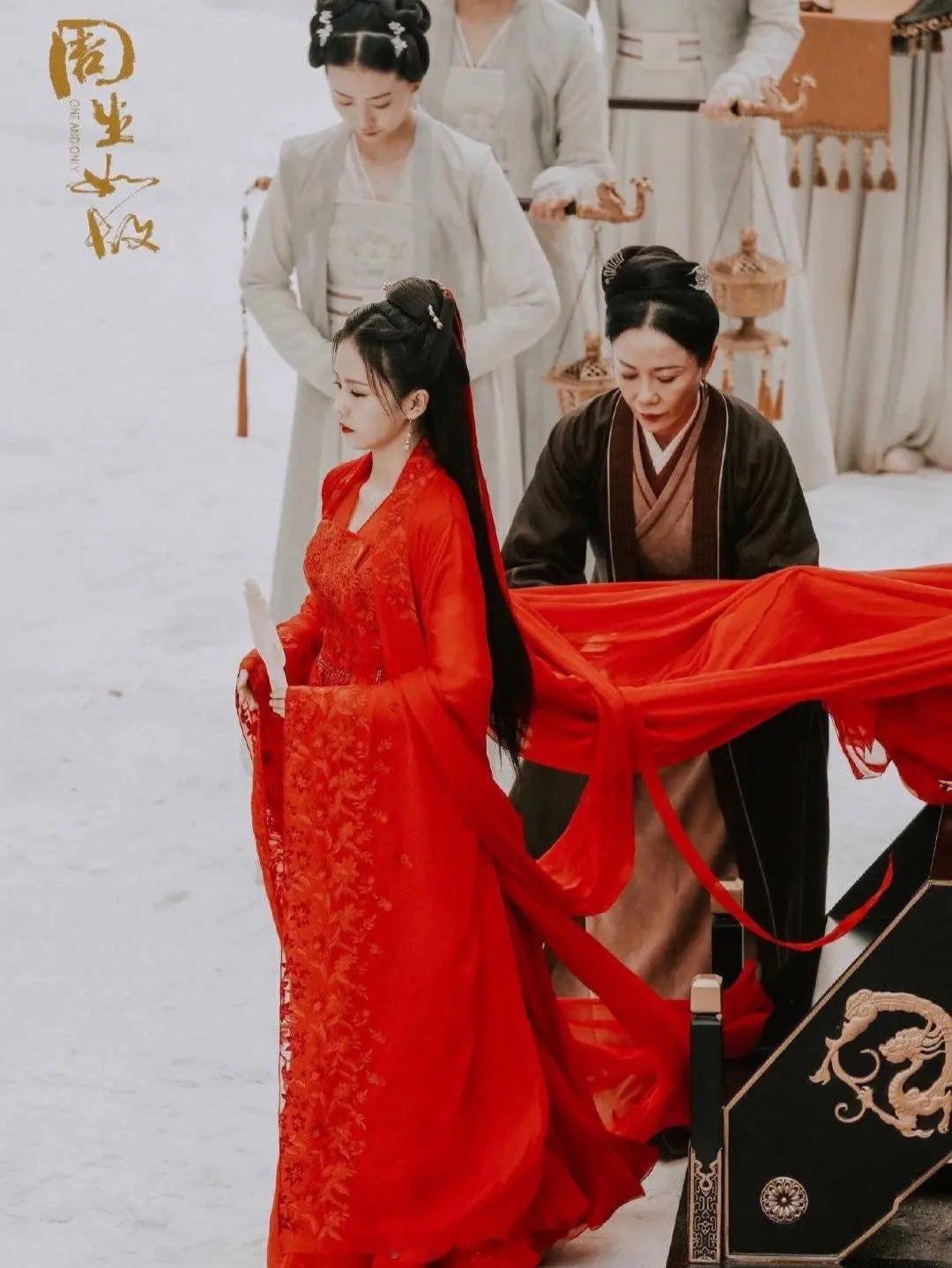 周生辰，我来嫁你了，若有来世，换你娶我，可好？—— 墨宝非宝《一生一世，美人骨》