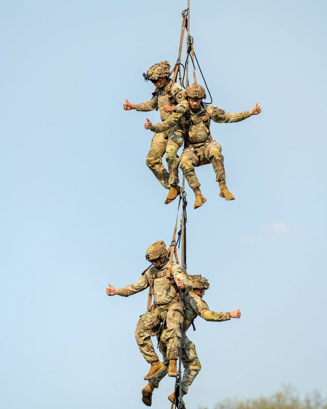 10月13日，MD三等人第101空降师（空中突击）的士兵在肯塔基州坎贝尔堡的萨巴