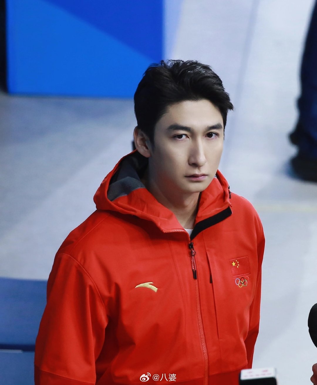 武大靖自曝退役后现状从冰场到讲台，从选手到解说，武大靖说“转身不是落幕”。把赛场