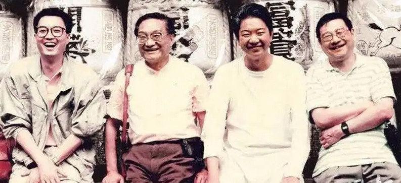 香港四大才子都已不在著名作家、美食家、电影监制、主持人， “香港四大才子”之一的