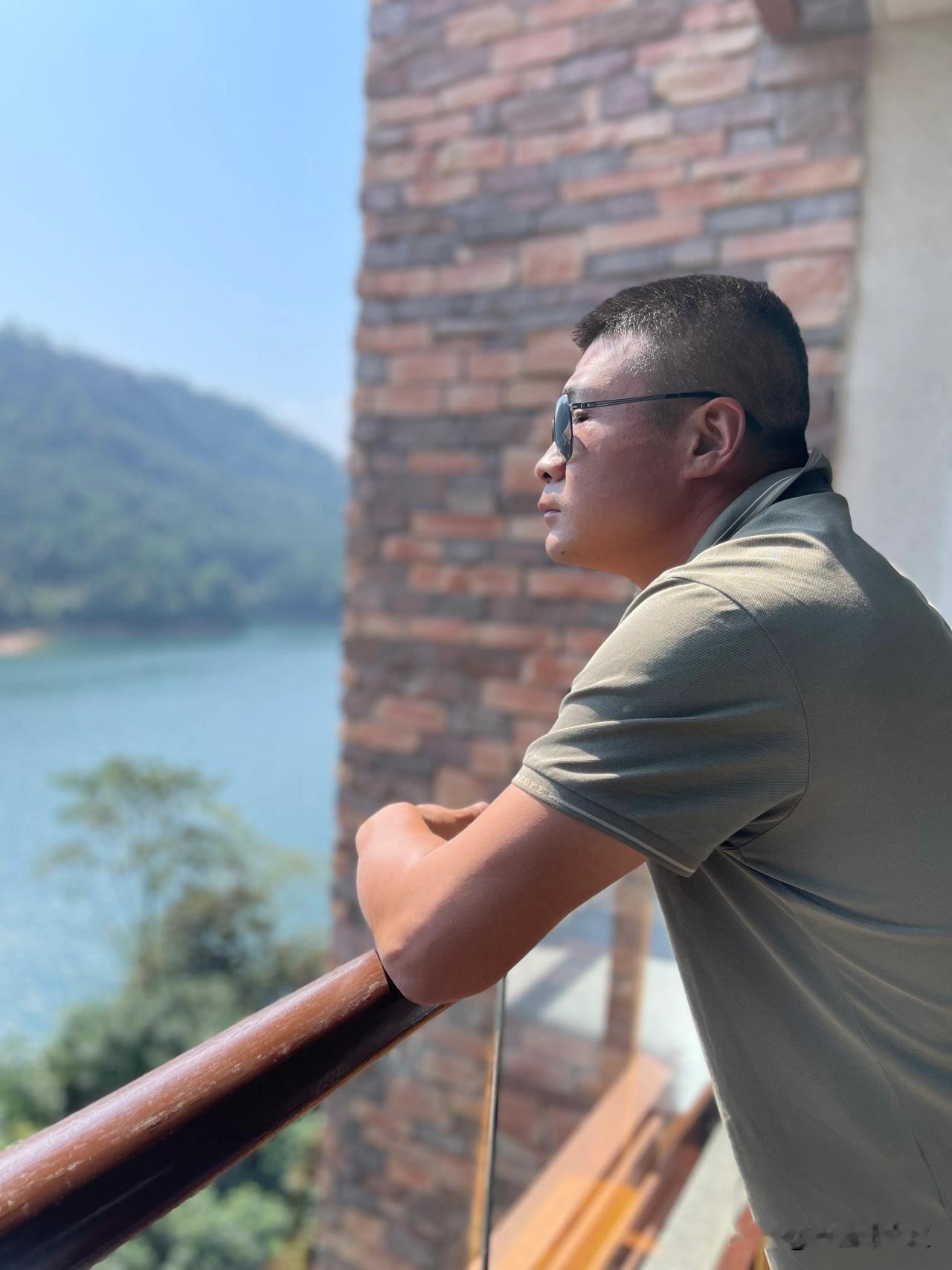 #自驾游是一种缓解压力的方式吗?#自驾游，是一种独特而自由的旅行方式，它不仅是对