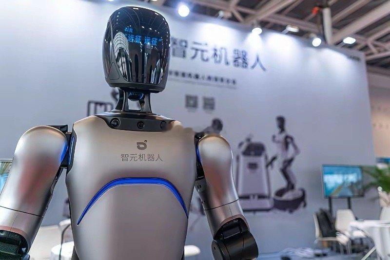 具身机器人国内顶级的10家公司（一半多没有上市）：1. 智元机器人工业人形量产龙