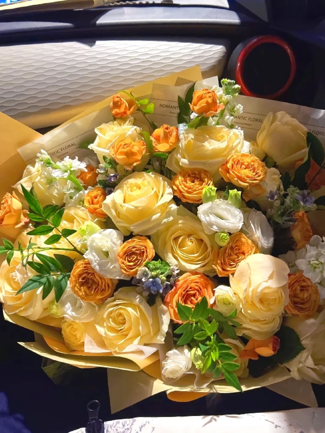 生活中的小浪漫，从收到一束花开始～☀️