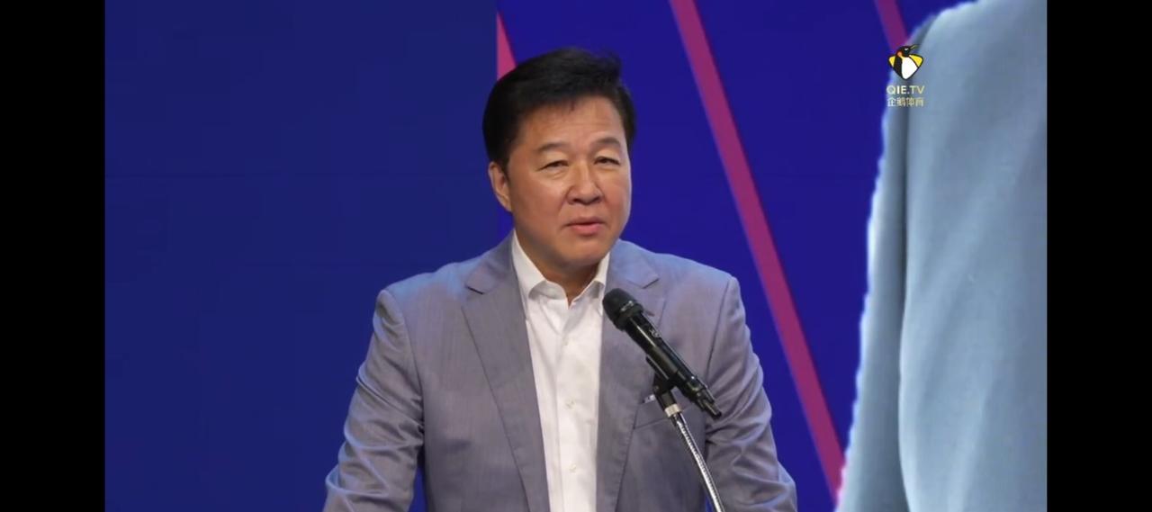 男排亚锦赛抽签仪式马上开始！！！
快抽吧，抽完这些领导你讲一个小时都跟我无关了[