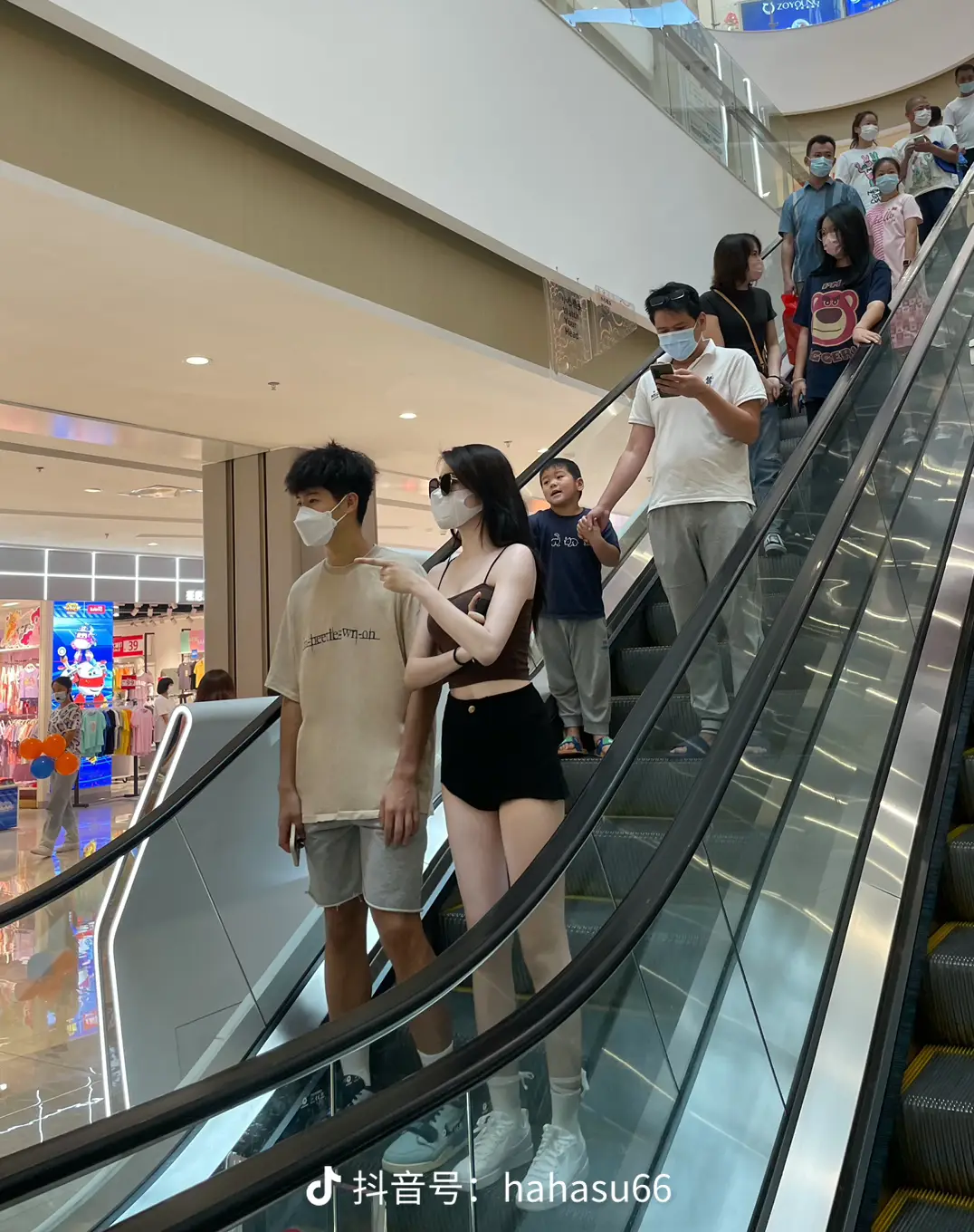 16岁表弟和他的嫩口表姐