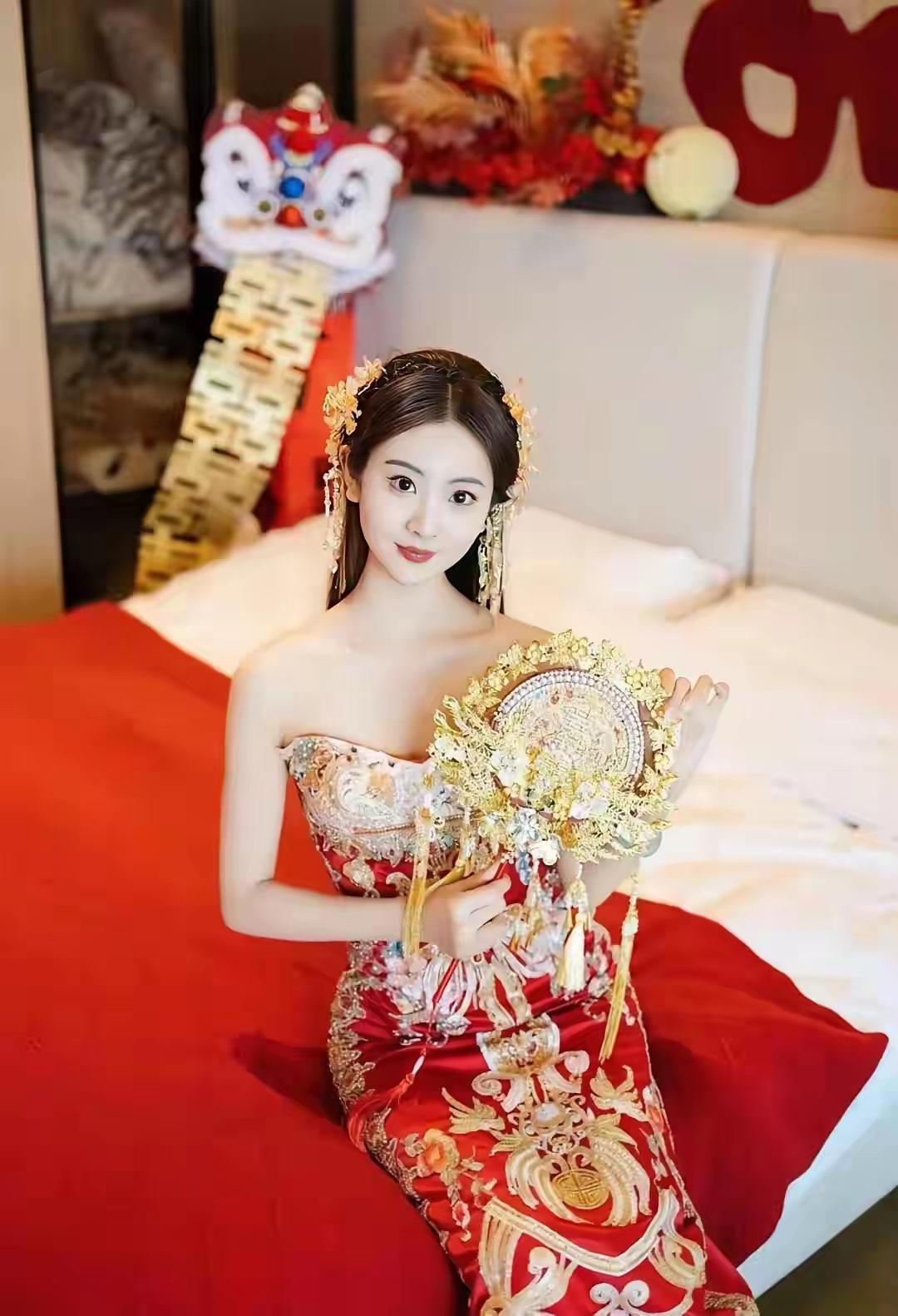 惊艳的东方新娘造型  🌸💍✨