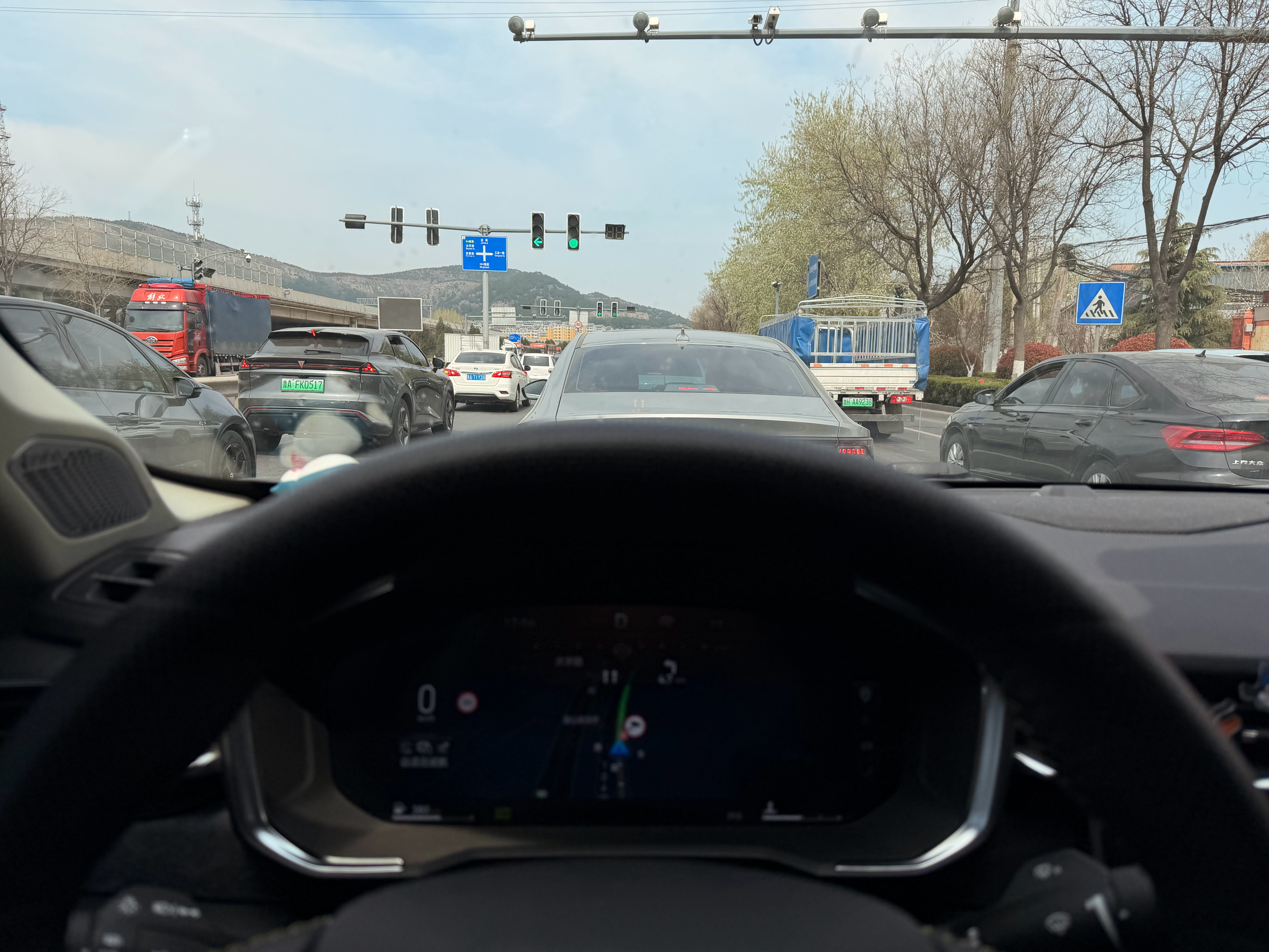 我几乎每次出来都要自己开车我是真的喜欢开车～ 济南·济南长清大学城