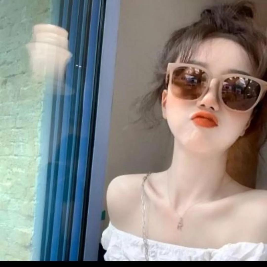 复古风户外自拍，清新又时尚！