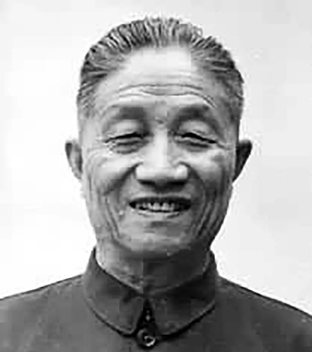 程子华曾担任徐海东上级，兵团司令员中唯一未被授衔，资历堪比开国大将
1942年初