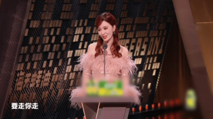 张萌 我不走这是我定的桌 张萌这才是真正的内娱大女主，原来她之前也遭遇过被歧视被